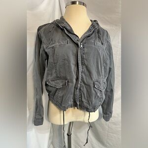 Sonoma Ladies Light Weight Grey Jacket w/Sinching waist